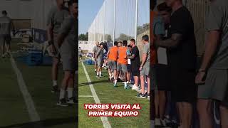 El ABRAZO entre FERNANDO TORRES y SIMEONE que ENAMORA al menos ATLÉTICO [upl. by Buckler]