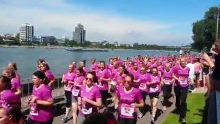 Women´s run 2016 in Köln Start 5km [upl. by Eedyak]