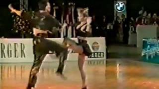 Alojzy Nowak amp Dorota Lipka  World Masters RocknRoll Acrobatic Munich 1992  Final footwork mpg [upl. by Prissie]