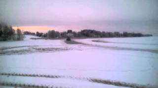 Valmet tractor falls through ice Valmet tippuu jäihin [upl. by Flyn986]