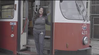 Wiener Linien wünschen Frohe Feiertage [upl. by Manas852]