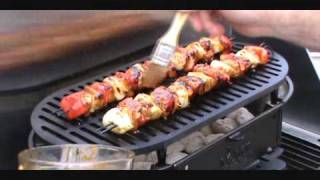 LODGE Charcoal Grill  Chicken Kabobs Hibachi Style [upl. by Yolanthe]