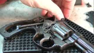 Rossi M69 32long revolver Dissasembly [upl. by Miranda]