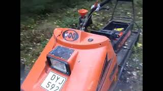 Starting up an Ockelbo snowmobile that has been sleeping för 5 years [upl. by Adnawuj]