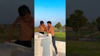 in the water tank 😱😁😂 shortvideo funnyvideo [upl. by Hurty]