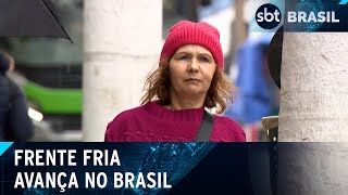 Frente fria avança no Brasil com previsão de temperaturas negativas no Sul  SBT Brasil 300724 [upl. by Seow]