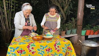 Cómo Hacer Pozole Rojo De Puerco Comida Mexicana Araceli [upl. by Ddene]