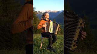 Vergangene Zeiten 🎶 Liebe diesen Walzer 🧡 steirischeharmonika volksmusik oberkrainer ziach [upl. by Yecniuq]