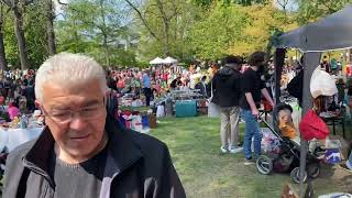 Koningsdag in Maastricht dazu gehört der Vrijmarkt [upl. by Alice]