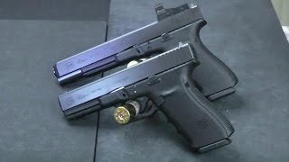 Glock 10mm pistols compared G20 v G40 [upl. by Wilhide]