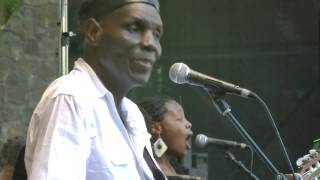 Oliver Mtukudzi  6  LIVE at Afrikafestival Hertme 2013 [upl. by Arvie305]