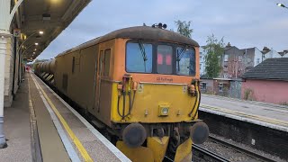 3W90 7310973213 arrives and departs Norwood Junction with 8 tones Tuesday 29 October 2024 [upl. by Adelbert461]