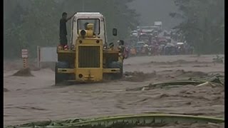 Raw Floods Leave Over 30 Dead in Philippines [upl. by Goddart]