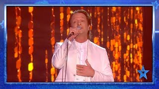 Este IMITADOR de JULIO IGLESIAS lo da todo con un POPURRÍ  Semifinal 1  Got Talent España 2019 [upl. by Ahsienyt]