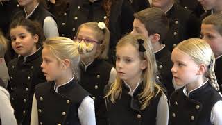 Kinderkoor zingt in de Riederborgh [upl. by Wrennie]