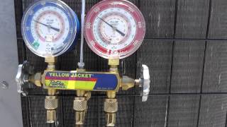 HVAC gauge sweeping  unhooking manifold gauges the right way from thermalmedicscom [upl. by Eladnyl224]