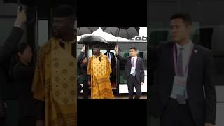 Chef dÉtat de Guinée Général Mamadi Doumbouya et la première Dame ont quitté Pékin [upl. by Sheba776]