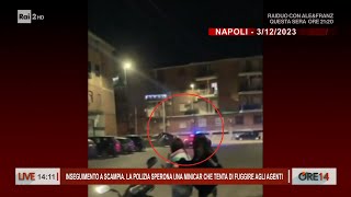 Inseguimento a Scampia La polizia sperona una minicar che tenta la fuga  Ore 14 del 04122023 [upl. by Chiles674]