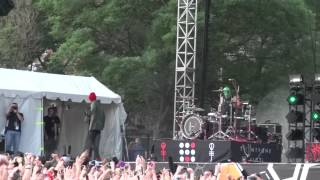 Twenty One Pilots  Stressed Out  Live at Bunbury Music Festival in Cincinnati OH on 6715 [upl. by Chuah]