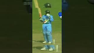 Rahul Dravids Batting Technique [upl. by Obrien]