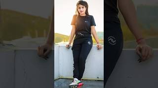 Aksar Is Duniya Mein Song Status 💕❤️🤗👑🌸  Priyanka Mongia Tik Tok Status  shortsfeed shortvideo [upl. by Weider]