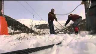 Premières neiges au Val dAllos  JT France 3 ProvenceAlpes 5 novembre 2013 [upl. by Avan]