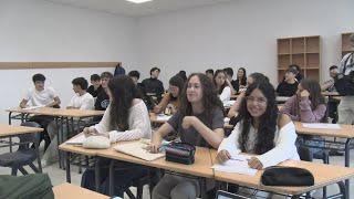 A Xunta vai reforzar con 400 profesores adicionais os centros educativos galegos [upl. by Ettenwad]