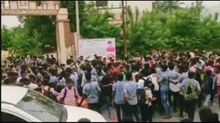 PANAPAKKAM BOYS SCHOOL CELEBRATION SCHOOL PULLINGO BLOCKS THE ROAD POWER OF PULLINGO 🔥BAND ON 🔥 [upl. by Zetrom]