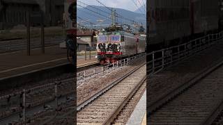 Doppia trazione di E652 in stazione di BressanoneBrixen [upl. by Ahsienroc]