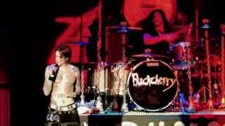 Buckcherry  Crazy Bitch Live  Crue Fest [upl. by Also]