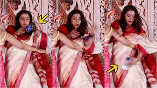 Kajol Slips And Dropped Her Phone From Stairs During Sindoor Khela 2024 [upl. by Ennovaj]