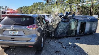 DOS COCHES DESTROZADOS EN UN ACCIDENTE [upl. by Giustino]