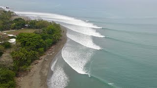 Pavones beach  la segunda ola izquierda mas larga 🌎second longest left wave in the world🦃🇨🇷 [upl. by Amund]