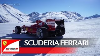 Passeggiata sulla neve  La Scuderia Ferrari a Livigno [upl. by Rafaelita]