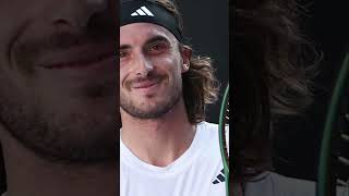 Tsitsipas favorito a Wimbledon 2024 in shorts [upl. by Stillmann54]