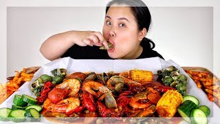 MUKBANG SEAFOOD BOIL 먹방 EATING SHOW GIANT SHRIMP  MUSSELS  CRAWFISH  SNAILS ESCARGOT [upl. by Sparkie731]