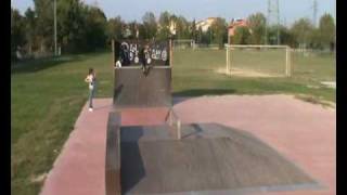 skatepark crevalcore 71009 [upl. by Akcirret]