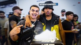 ¡MYKE TOWERS LE LLEGO A SNEAKERCON DALLAS A COMPRAR TENIS [upl. by Lenehc]