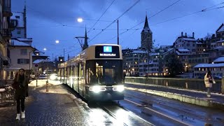 VBZ Zürich Tram  Bombardier Flexity Zürich 4005 bei der RudolfBrunBrücke [upl. by Nahtanoy]