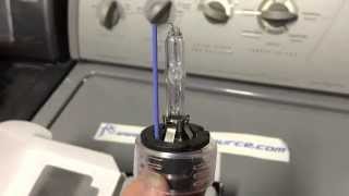 Review The Retrofit Source TRS  Morimoto XB35 D2S HID Bulb [upl. by Duane52]