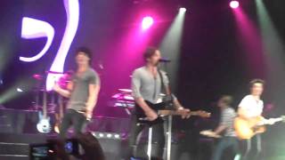 Jonas Brothers  Star Girl FEATURING MCFLY  Wembley HD [upl. by Floeter]