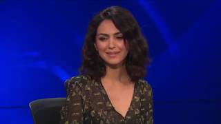 Nazanin Bonadi Sings her Praises for Fascinating New Show quotCounterpartquot [upl. by Teirtza]