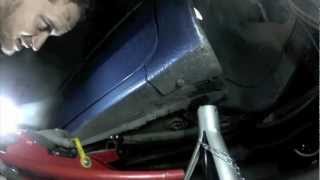 Peugeot 106 xsi Comment mettre une chandelle [upl. by Sanferd]