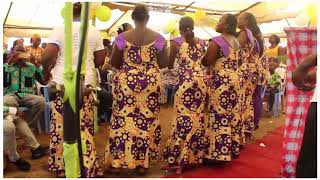 💃🌸 DANSE BURKINABÉ CHRÉTIENNE  DES FEMMES EN COMPLET PAGNE CÉLÈBRENT LA FOI EN MOUVEMENT 🌍 [upl. by Naitsyrk621]