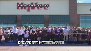 HyVee Opens 3rd Twin Cities Store In Lakeville [upl. by Martino531]