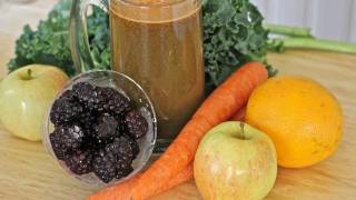 Homemade Vegetable Fruit Juice Kid Approved Juicer Recipe [upl. by Ednew]