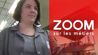 Laborantin  laborantine en physique  Zoom sur les métiers [upl. by Janene]