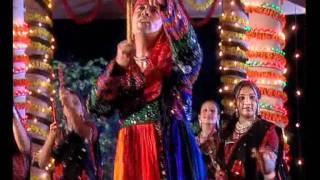 Madi Tara Mandiriyama  Rajendra Gadhvi  Navratri Special  Garba Songs [upl. by Neehahs468]