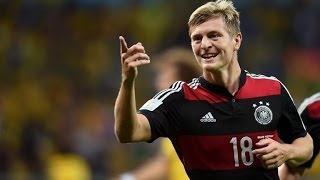 quotKellnerquot Toni Kroos Bedienen und Weltmeister werden [upl. by Ecilahs]