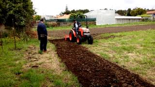 Entrega Tractor Kubota B2530 Maia 3 de 6 [upl. by Theron905]